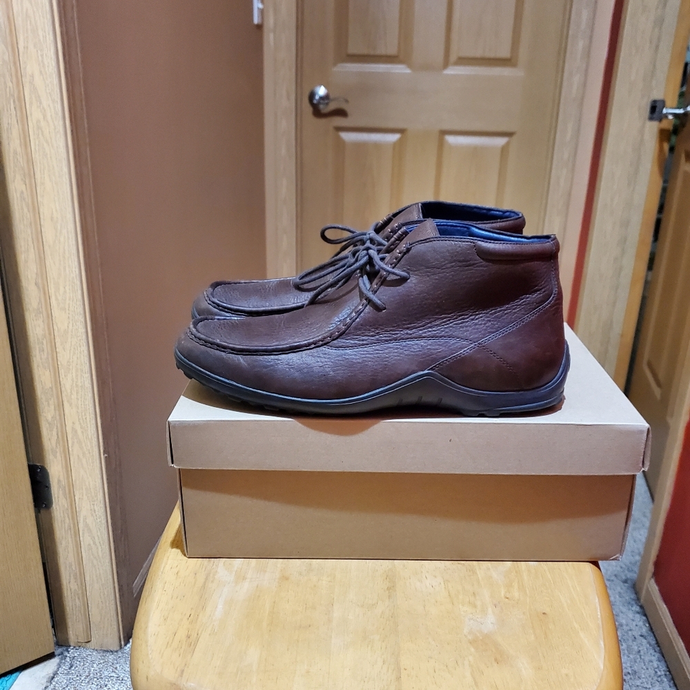 Men's leather wallaby boots